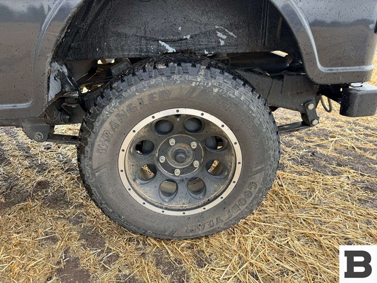 2022-mahindra-roxor-4x4-utv-image-16