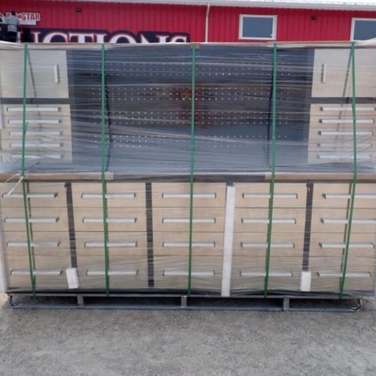 UNUSED Steelman 10 Ft Garage Cabinet Work Bench