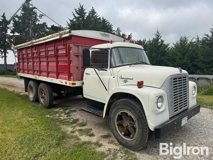 1971-international-loadstar-image-3