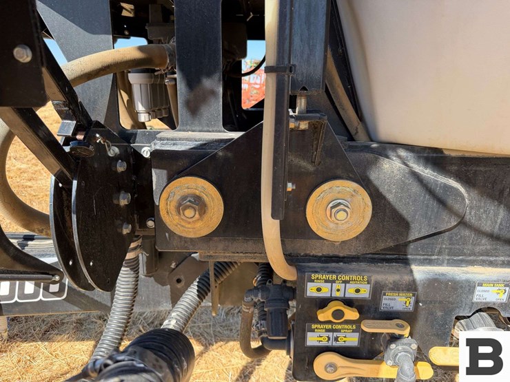 ag-spray-equipment-7000-image-18