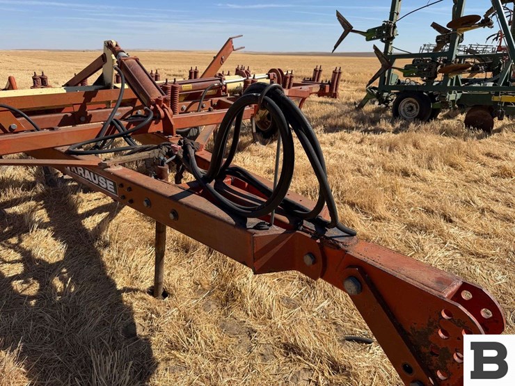 krause-2341-field-cultivator-image-9