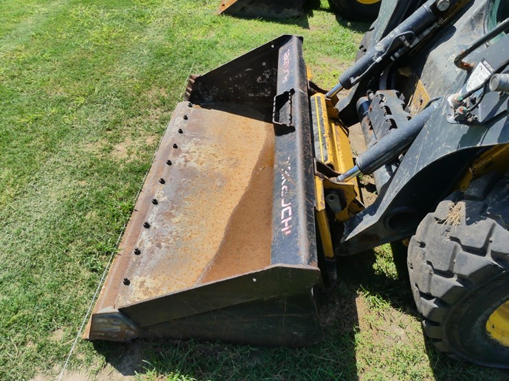 2020-deere-312gr-image-10