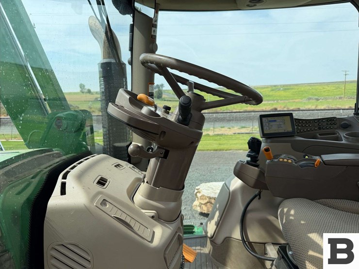 2015-john-deere-6210r-image-73