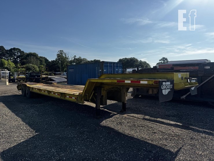clark-trailer-lowboy-30'-image-1