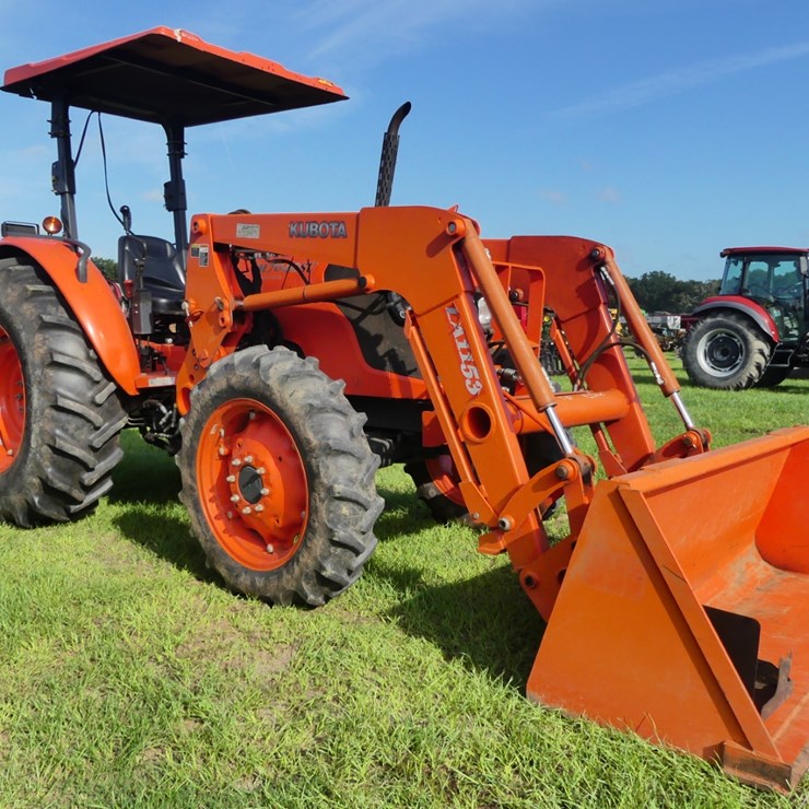 2012 KUBOTA M7040