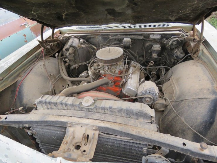 1965-chevrolet-impala-4dr-ht-image-12