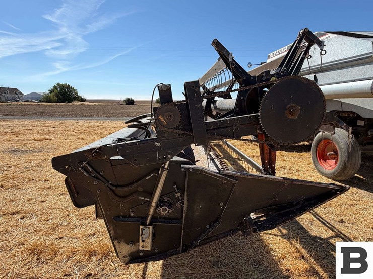 1981-allis-chalmers-gleaner-n-series-header-image-31