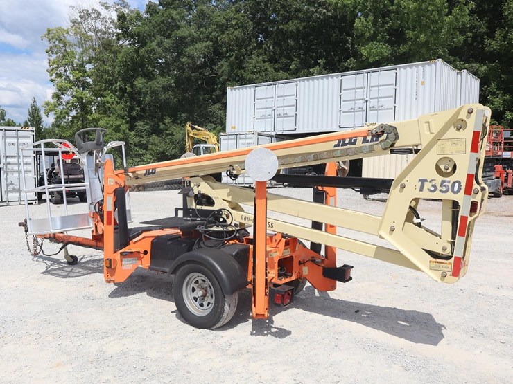 2016-jlg-t350-image-4