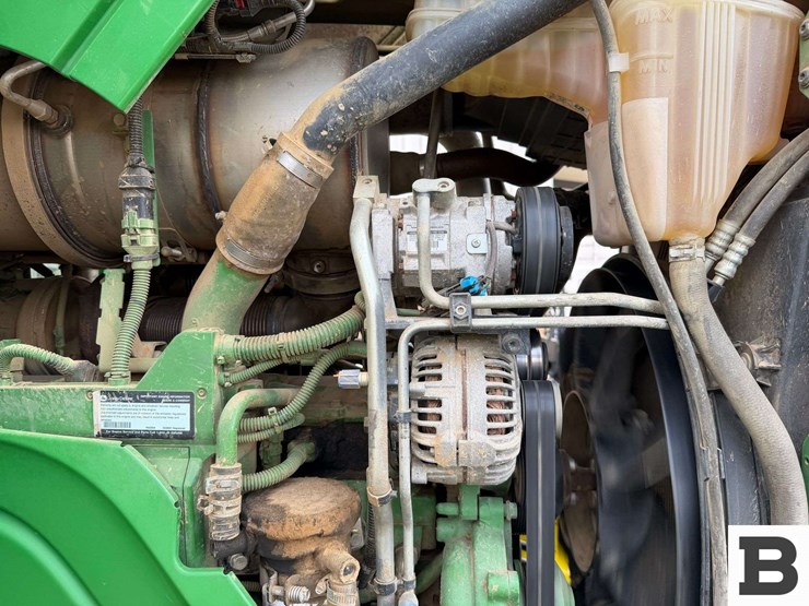 2015-john-deere-6210r-image-67