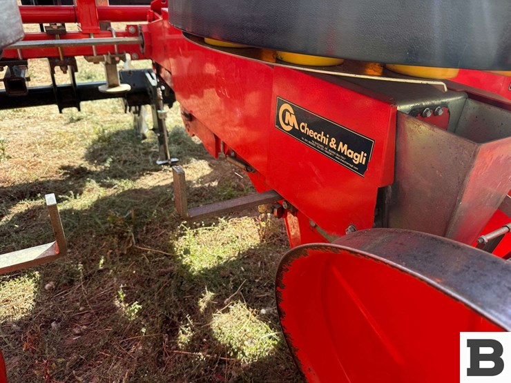 checchi-&-magli-no-till-transplanter-6r-30-image-34