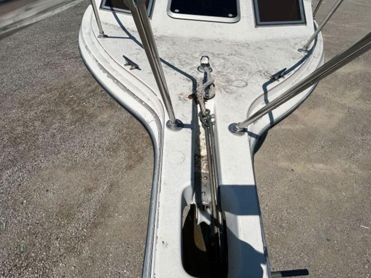 1988-doral-cavalier-24-ft-cabin-cruiser-2dba1303c8-image-95