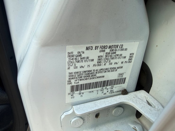 2016-ford-f350-image-17