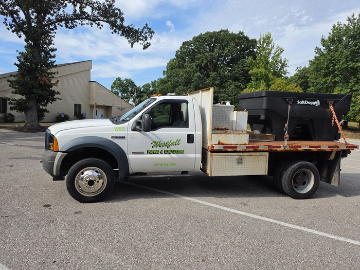 2006-ford-f550-image-8