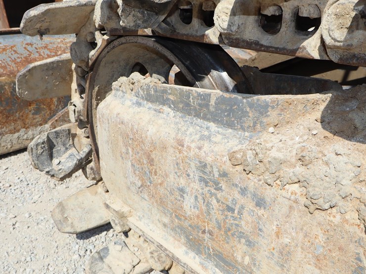 2014-takeuchi-tb290-image-13