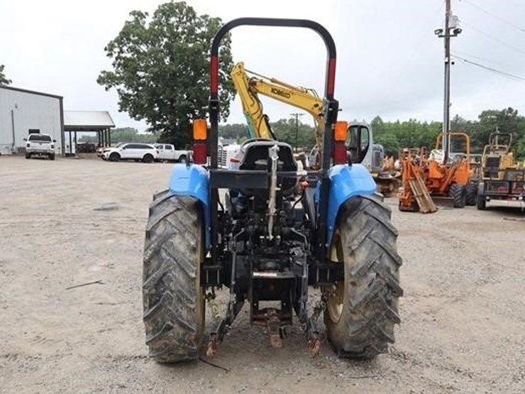 2017-new-holland-workmaster-50-image-4