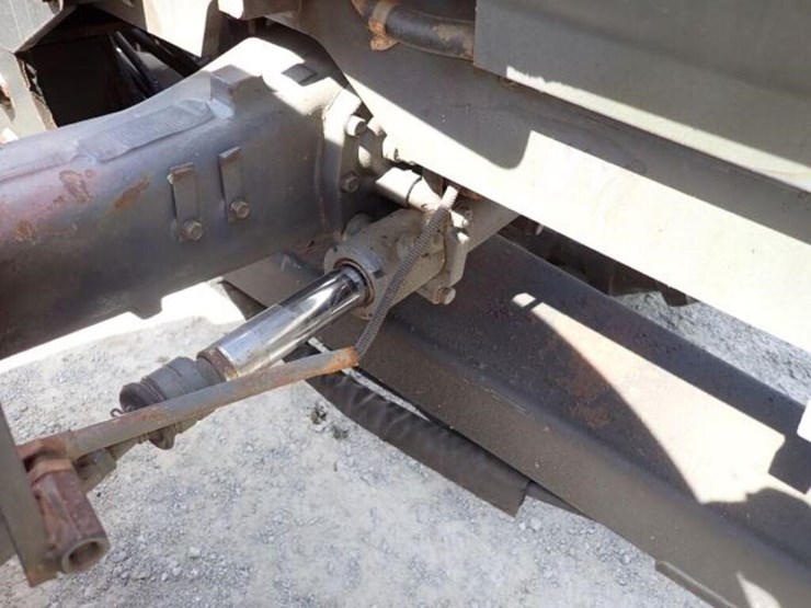 2009-kubota-m135x-image-90
