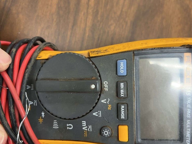 lot-of-2-digital-multimeters:-fluke-115-and-etekcity-msr-r500-image-3