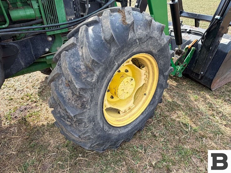 2005-john-deere-6603-image-33