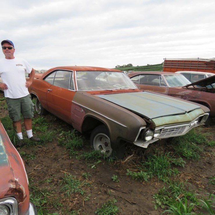 1966 Chevrolet Impala 2dr HT