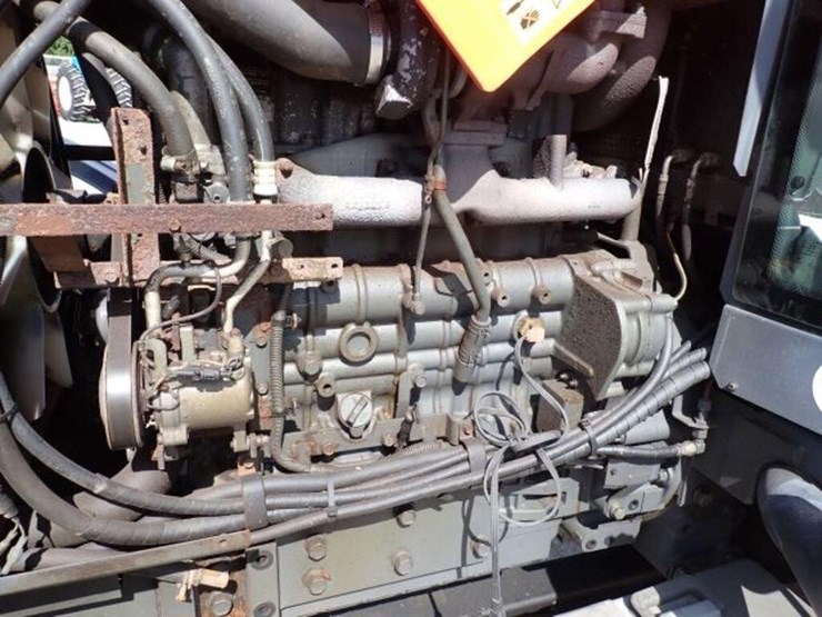 2009-kubota-m135x-image-59