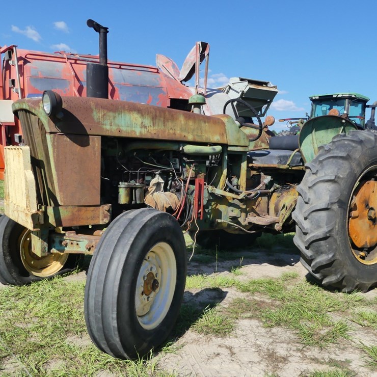 JOHN DEERE 1010