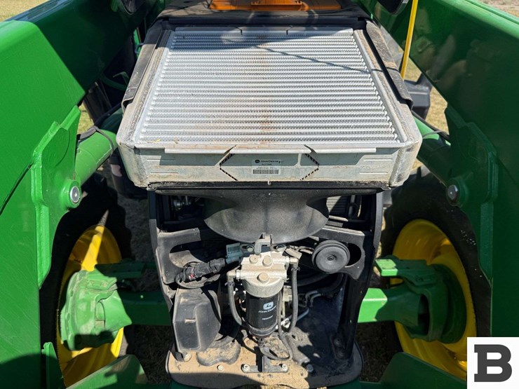 2016-john-deere-6155r-image-17
