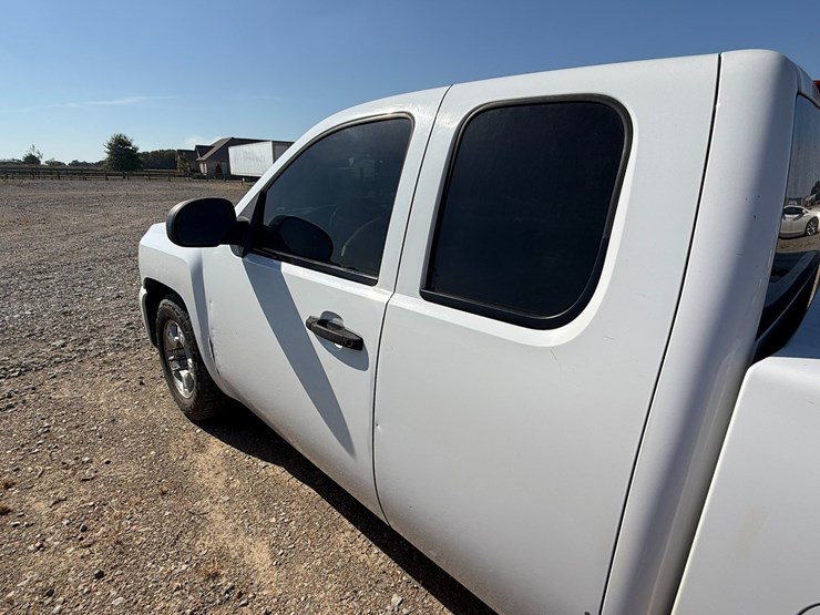 #47911-•-2008-chevrolet-silverado-ext-cab-pickup-1gcec19jx8z258113-inv#47911-image-8
