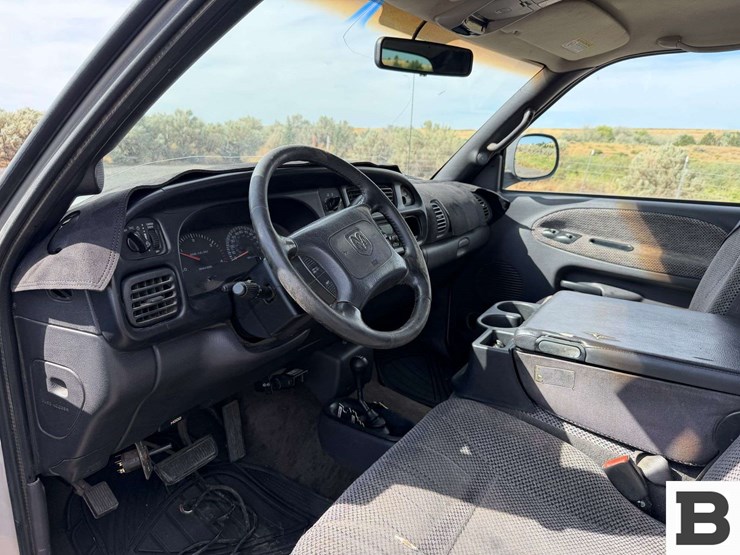 2001-dodge-ram-2500-image-30