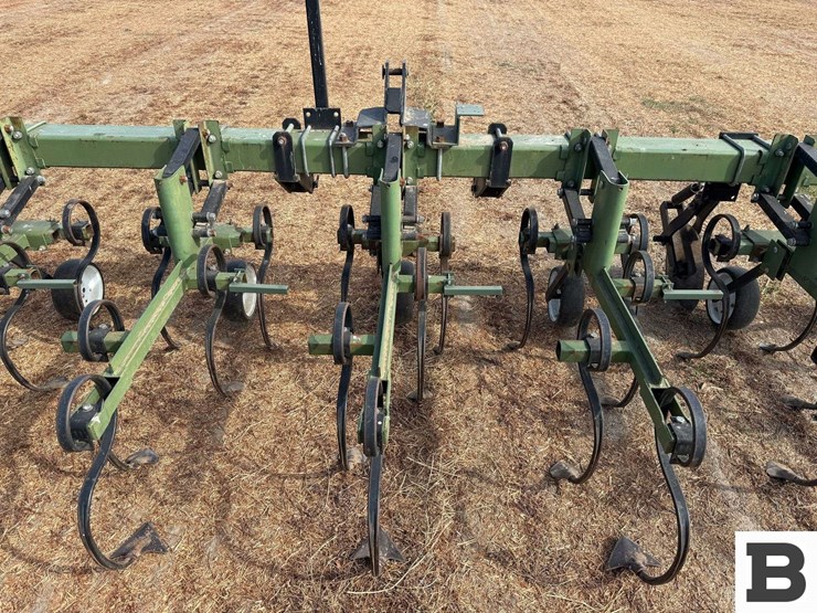 lorenz-row-crop-cultivator-16'-image-16