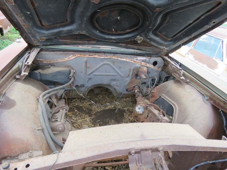 1966-chevrolet-impala-2dr-ht-image-9