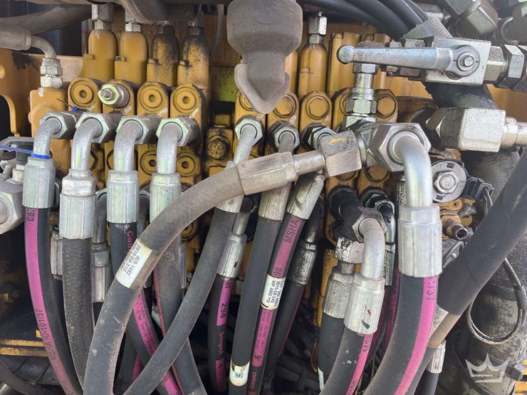 2016-caterpillar-303-image-19