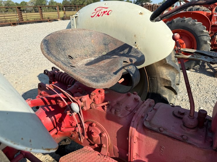 ford-tractor-image-31