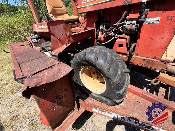 ditch-witch-2310dd-image-24