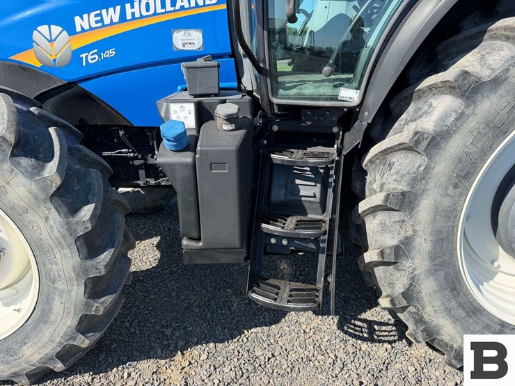 2016-new-holland-t6.145-image-25