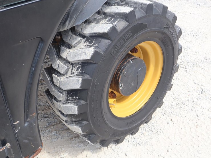2016-caterpillar-th255c-image-26