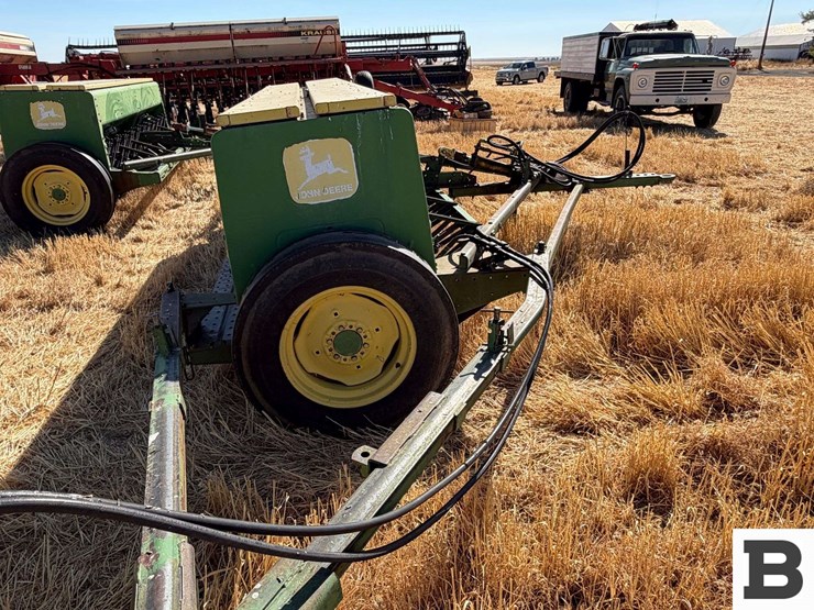 john-deere-8350-image-18
