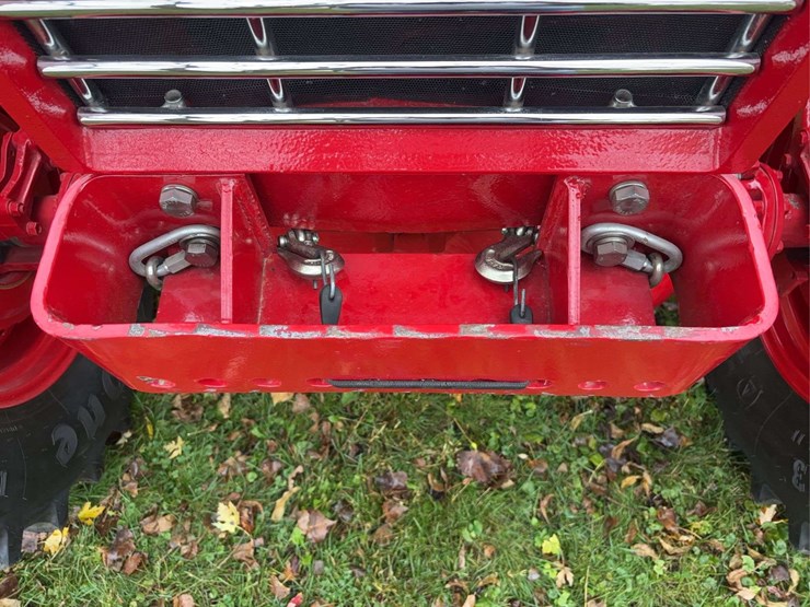 1970-1456-farmall-row-crop-mfwa-golden-demonstrator-image-105
