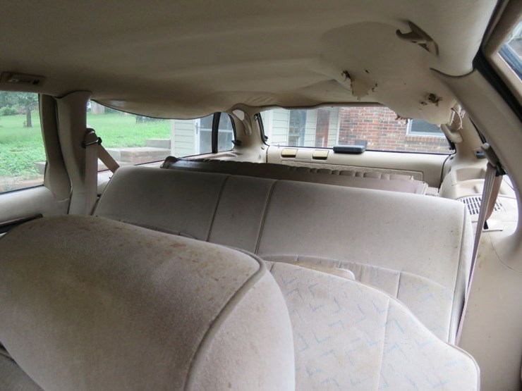 1995-chevrolet-caprice-classic-4dr-wagon-image-7