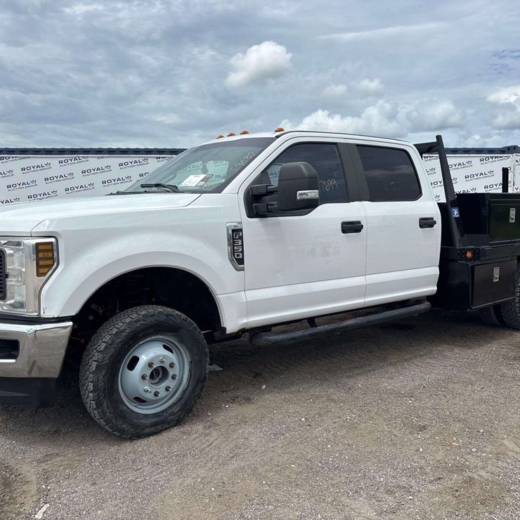 2019 UTILITY FLATBED