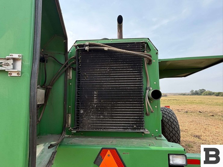 2005-john-deere-4995-image-42