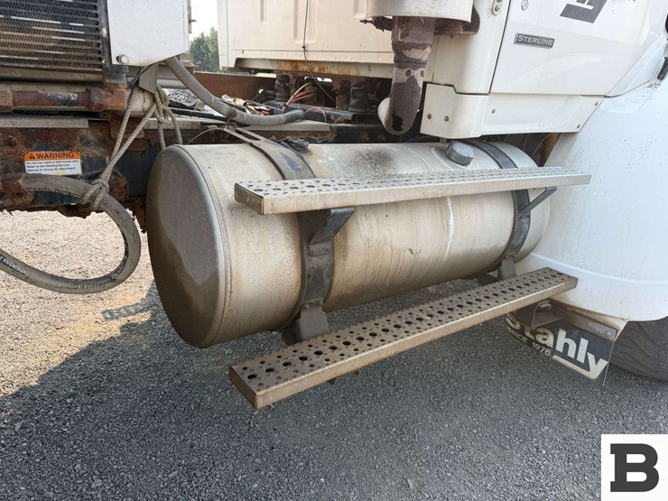 2007-sterling-l8500-image-44