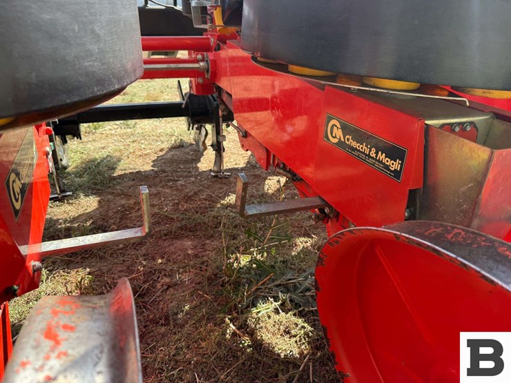 checchi-&-magli-no-till-transplanter-6r-30-image-35