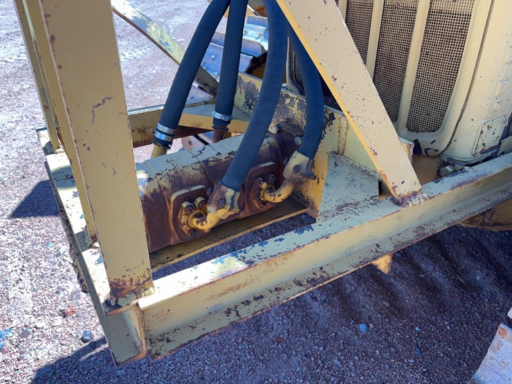 caterpillar-d4-image-8