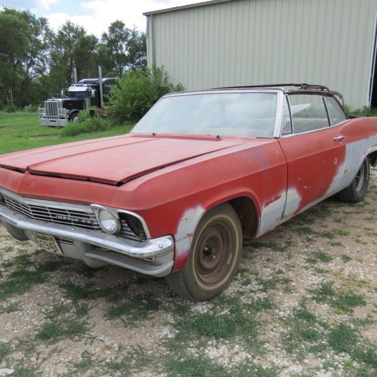 1965 Chevrolet Impala Convertible