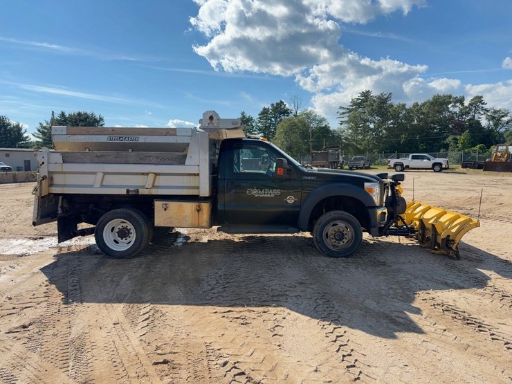 2012-ford-f550-xl-image-6