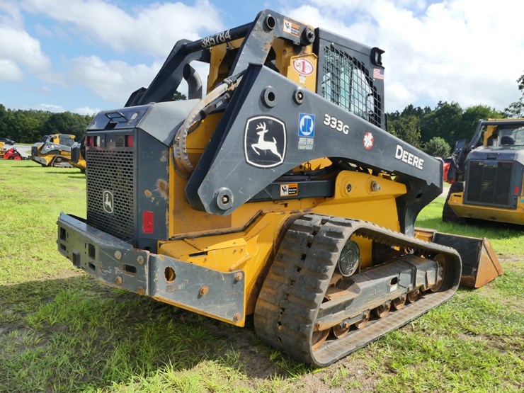 2020-deere-333g-image-3