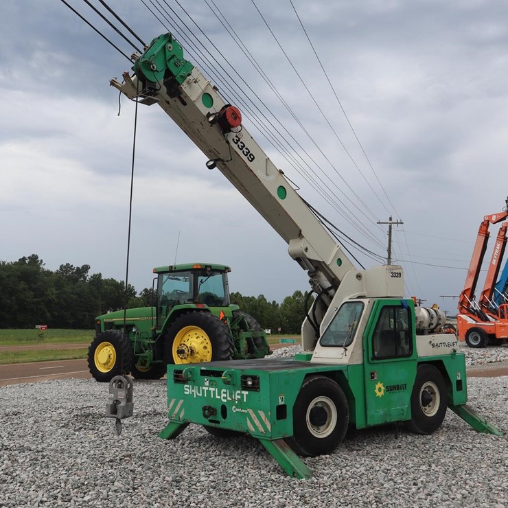 #794 • 2013 SHUTTLELIFT 255187 CARRY DECK CRANE