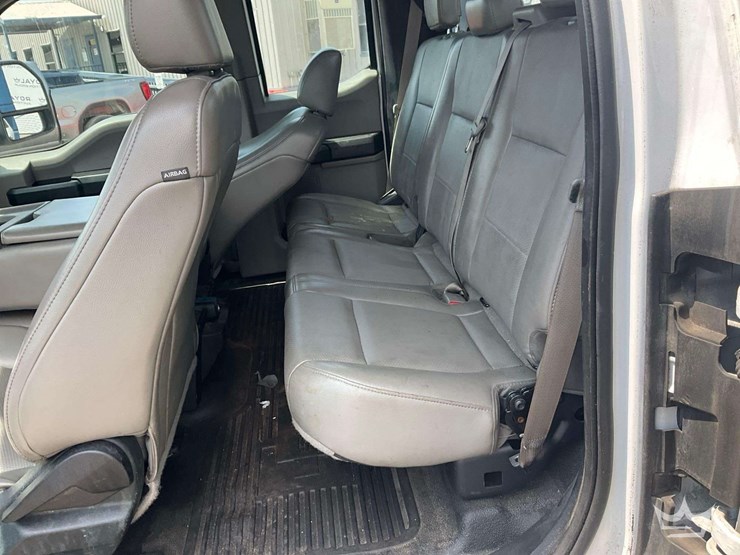 2017-ford-f350-image-27