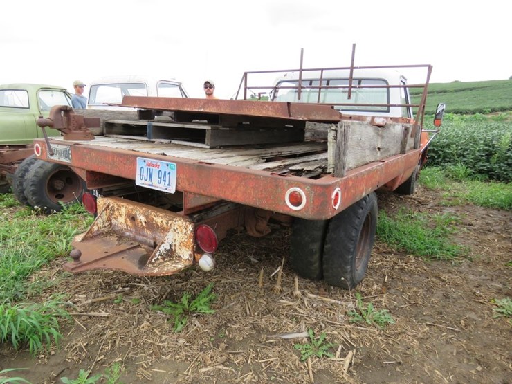 1971-chevrolet-c30-image-2