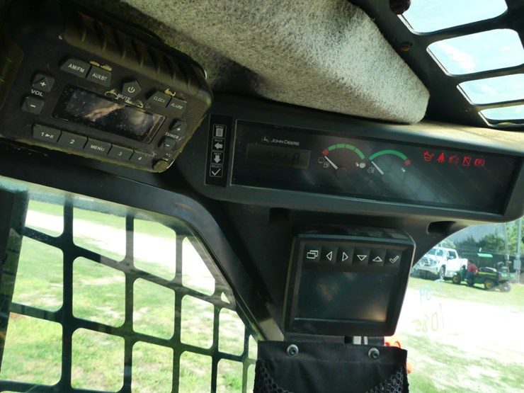 2020-deere-312gr-image-18